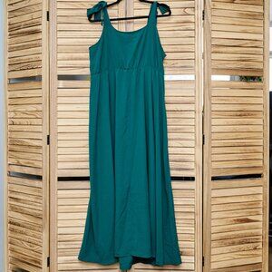 BloomChic Sleeveless Dress Green - 14-16 Never worn